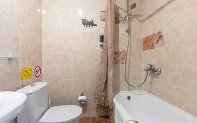 Pervy Poezd Hotel