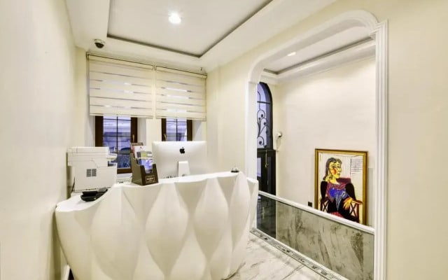 Hub Inn Pera