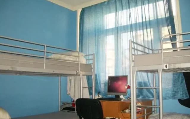 7 Sky Hostel
