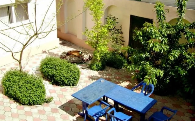 Adel Hotel
