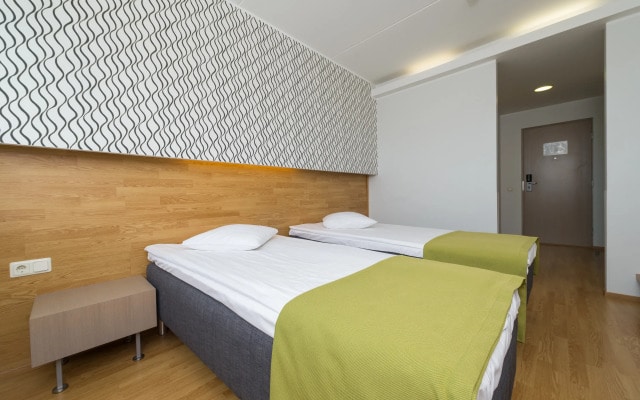 Go Hotel Shnelli