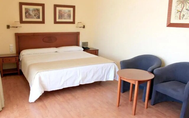 Отель Leonardo Torremolinos Costa del Sol