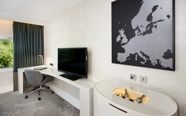 Отель Hilton London Heathrow Airport