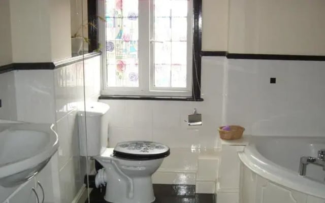 The Cottage Bed & Breakfast
