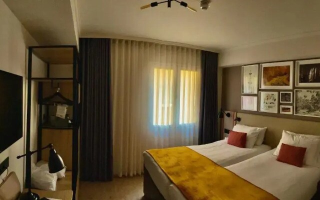Hotel Indigo Madrid - Princesa by IHG