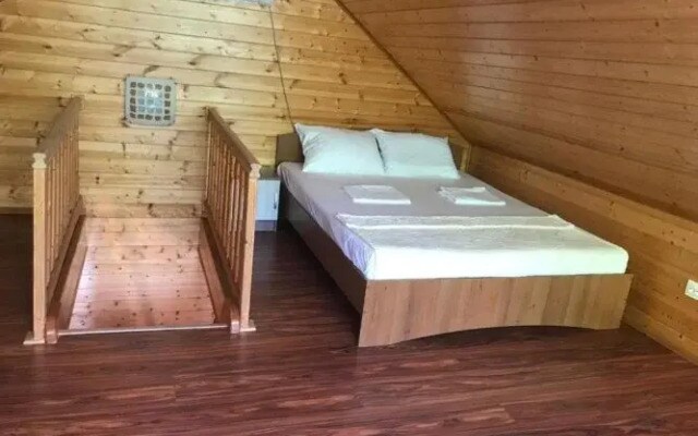 Lesnoe Shale Guest house