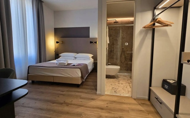 Hotel Porta Pia