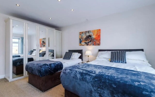 Holcombe Guest House