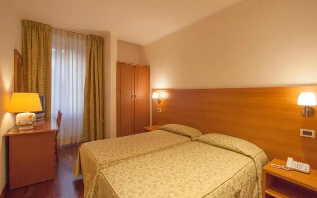 Laurentia Hotel