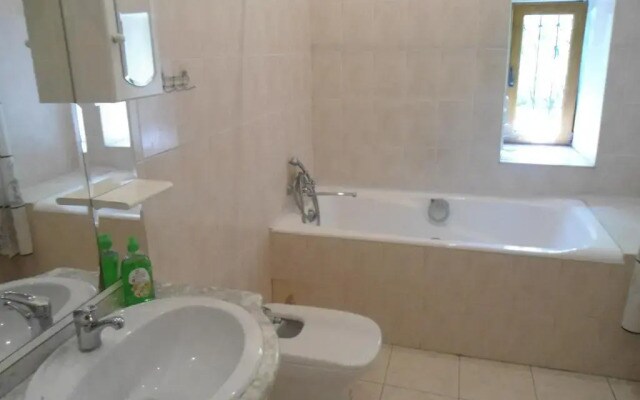 Hostel Kvartira 12