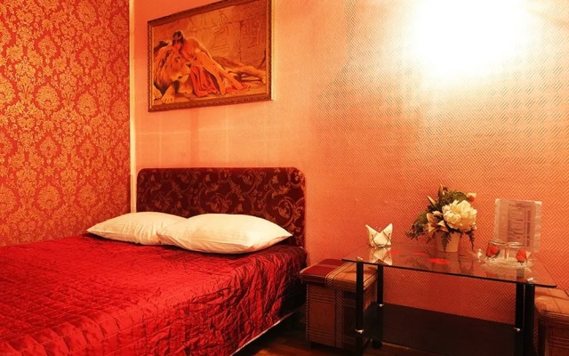 Pervomayskaya Hotel