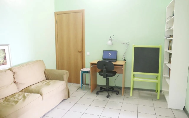 Хостел Эрэл