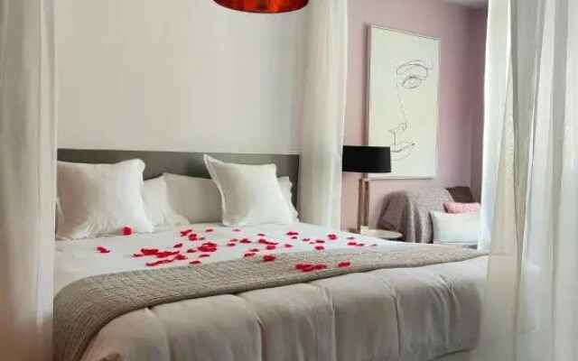 BYPILLOW Villa Lorena