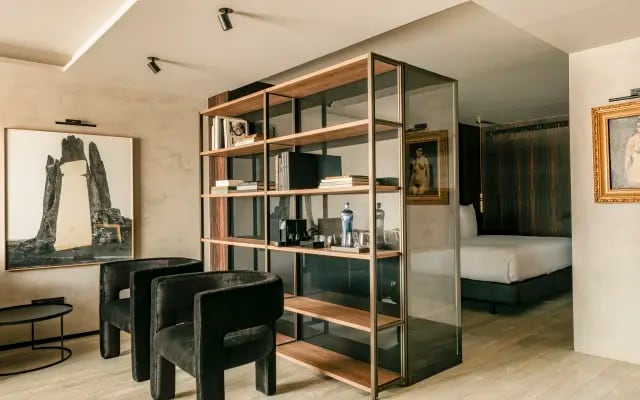 Hotel Bagues, a Small Luxury Hotels of the World