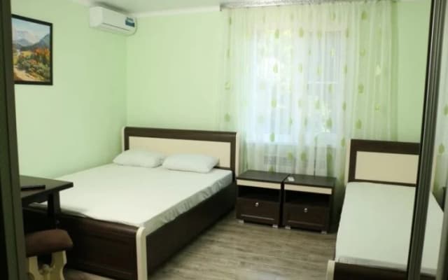Loo Village Guest House