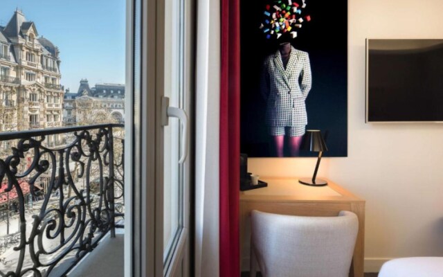 Paris Gare de L´Est - Tapestry Collection by Hilton