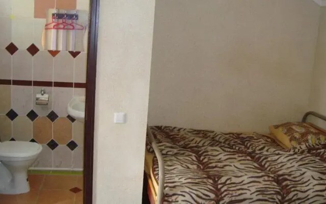 Guest House on Sibirskaya