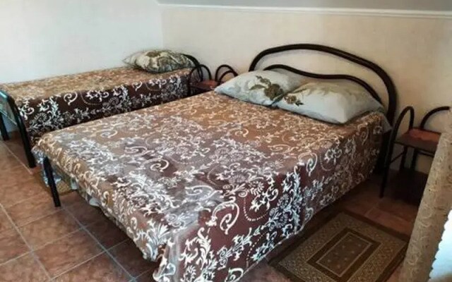 Tikhy Dvorik v Bette