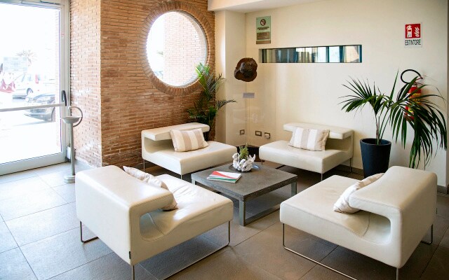 Отель Smy Aran Blu Roma Mare