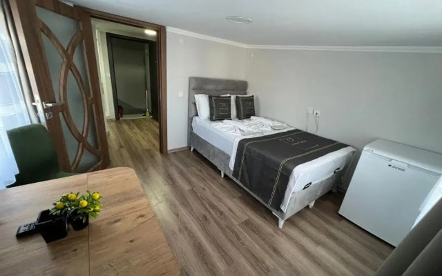 Limon Suites