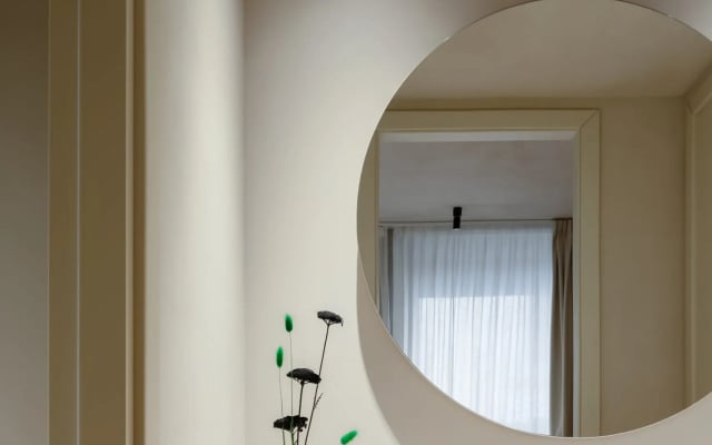 C10 Boutique Hotel