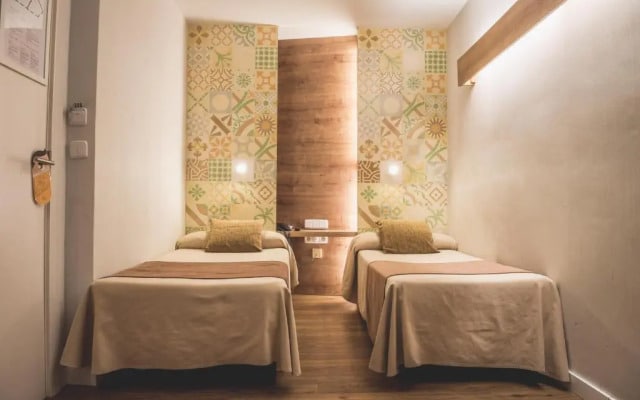 Mare Nostrum Hostal
