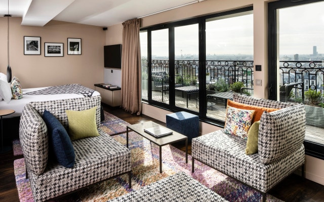 Terrass'' Hotel