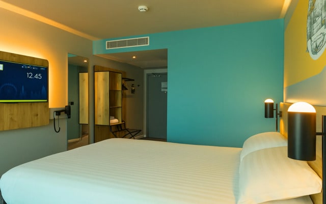 Отель B&B Hotel Warrington
