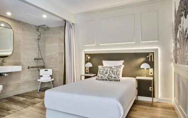 Posy Hotel by Happyculture