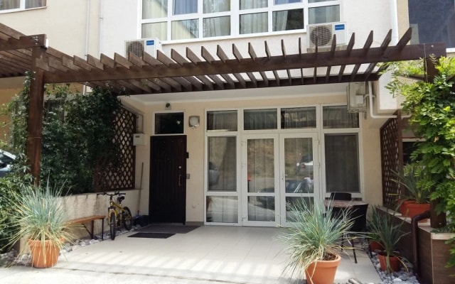 Timur guest house