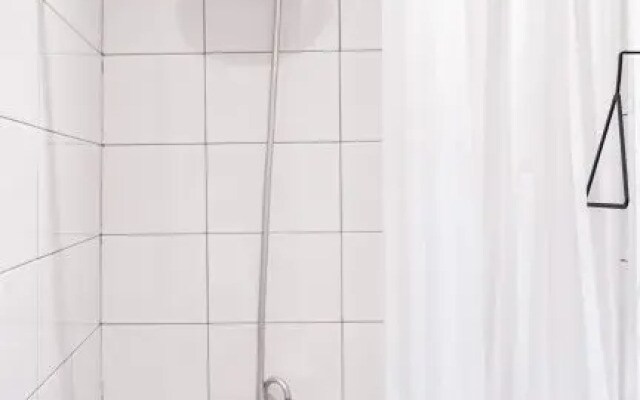 Автор Чистые пруды