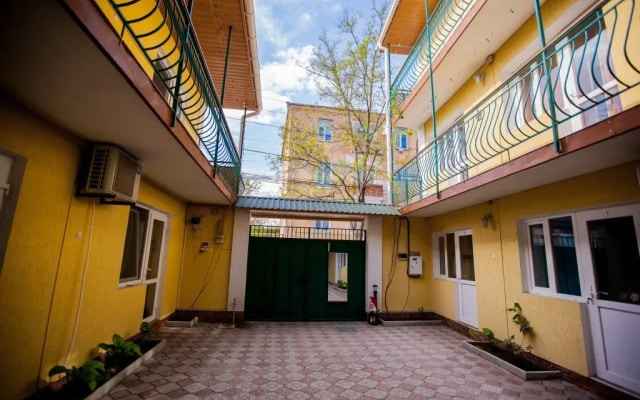 U Samogo Morya Mini-Hotel