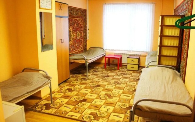 Lidermos Hostel