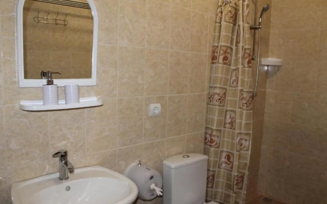 Irina Guest House