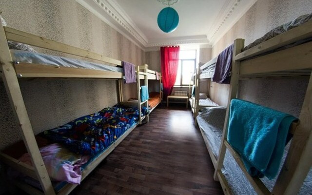 Elite Hostel