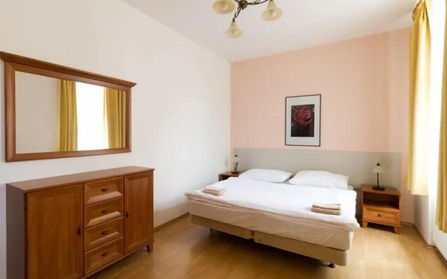 Residence Zahrebska Apartment