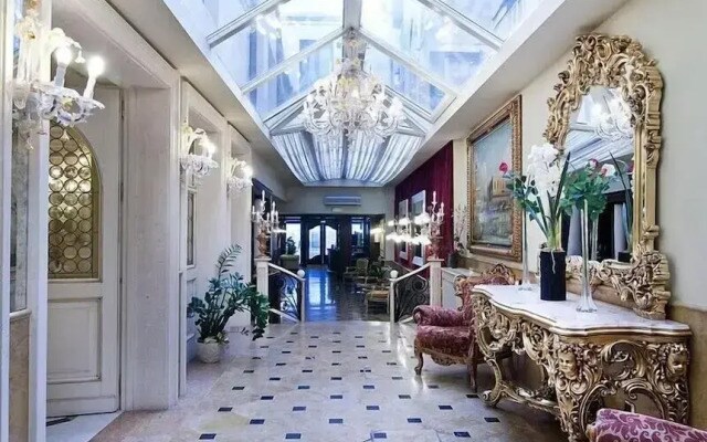 Отель Belle Epoque