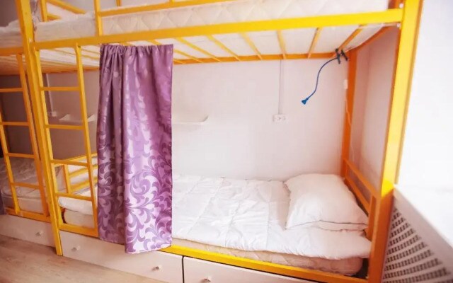 Hostel Like on Neva