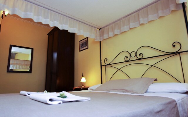Ancient Romance B&B