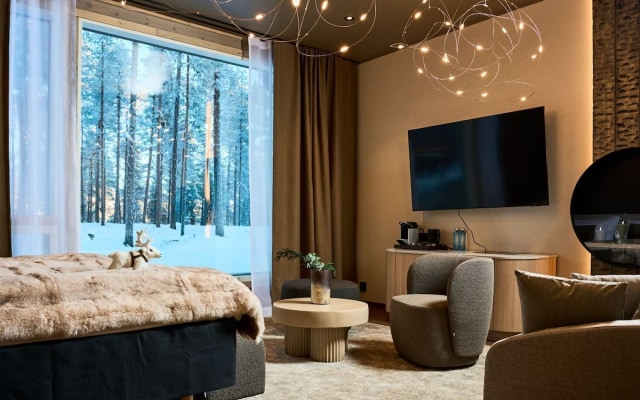 Balder Luxury Lodge & Glass Igloos