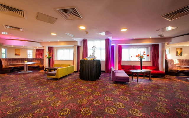 DoubleTree by Hilton London Heathrow Airport