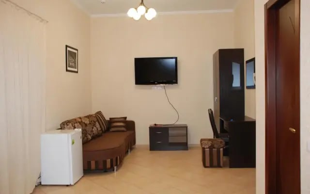 Lubomir Guest House