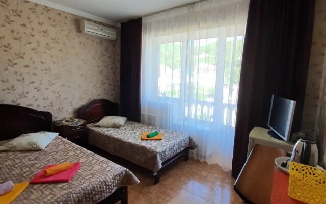 Mandarin Lazarevskoe Hotel