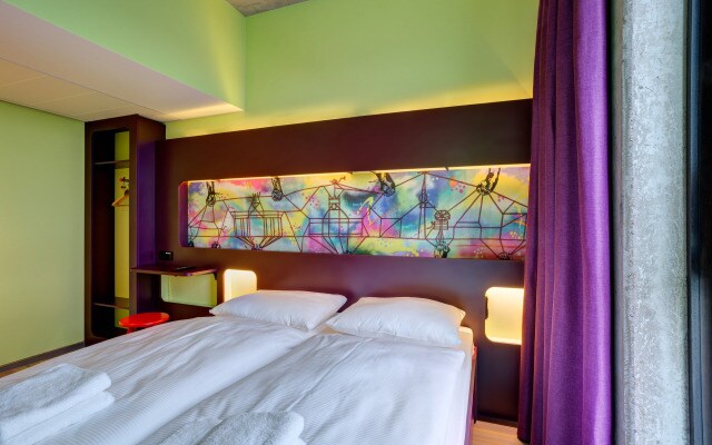 Meininger Hotel Berlin East Side Gallery