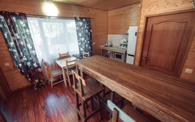 Lesnoe Shale Guest house