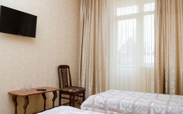U Lyudmilyi Guest House