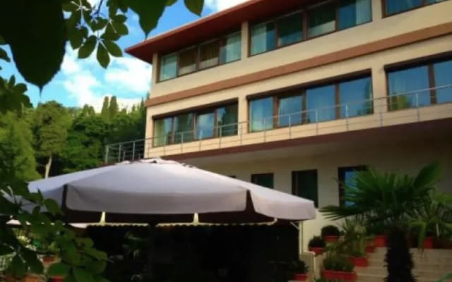 Alligator Hotel