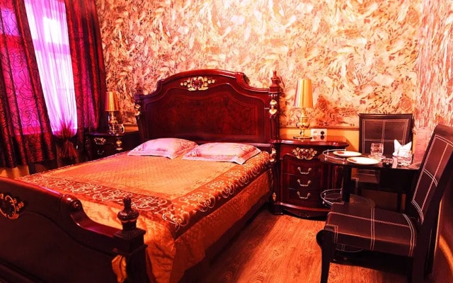 Pervomayskaya Hotel