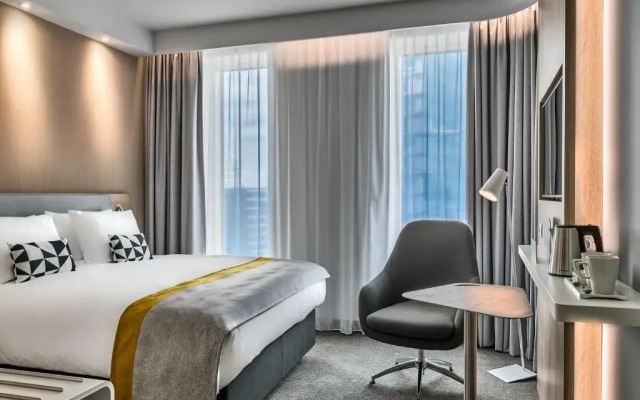 Отель Holiday Inn Express Warsaw - The HUB by IHG
