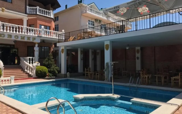 Lubomir Guest House